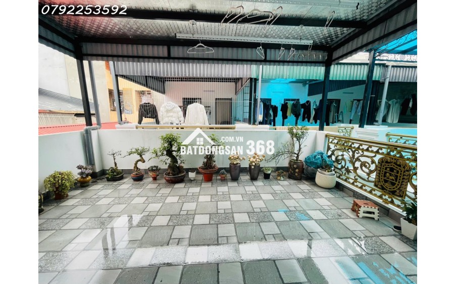 Bán Nhà Phố Trần Duy Hưng. Cầu Giấy. Diện Tích 30m. x6 Tầng. Mặt tiền 5.7m. Giá bán 14.8 tỷ.